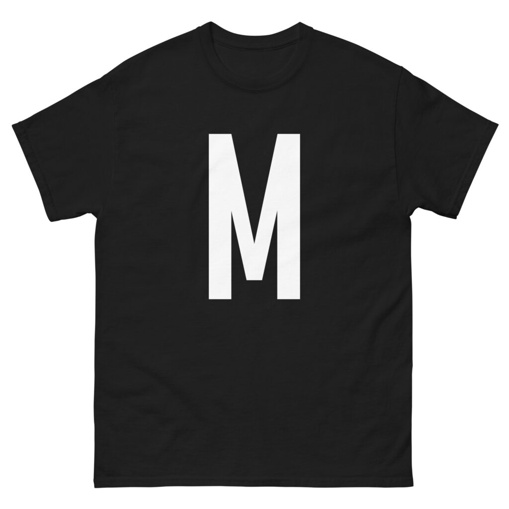 Aakkoset M t-paita